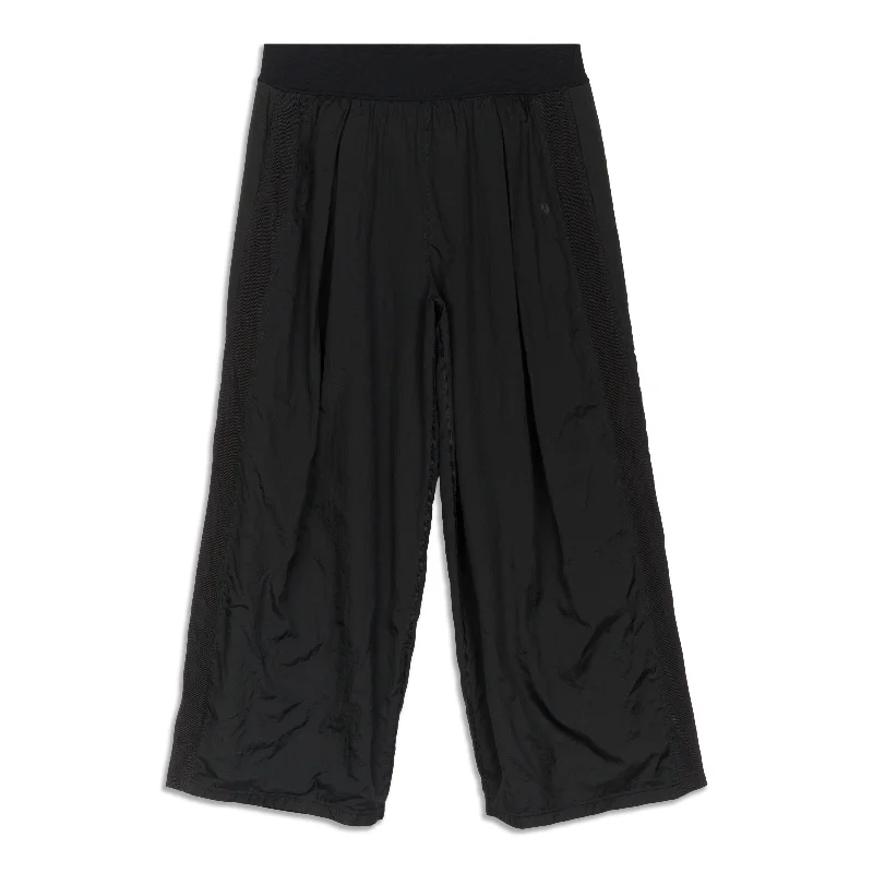 Lightweight Tennis Mid-Rise Track Pant - Resale