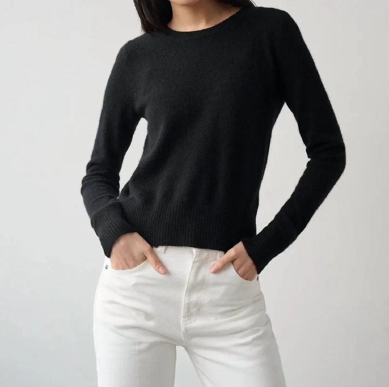 Cashmere Shrunken Crewneck Sweater In Black