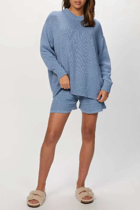 Chunky Crew Neck Jumper In Faded Denim