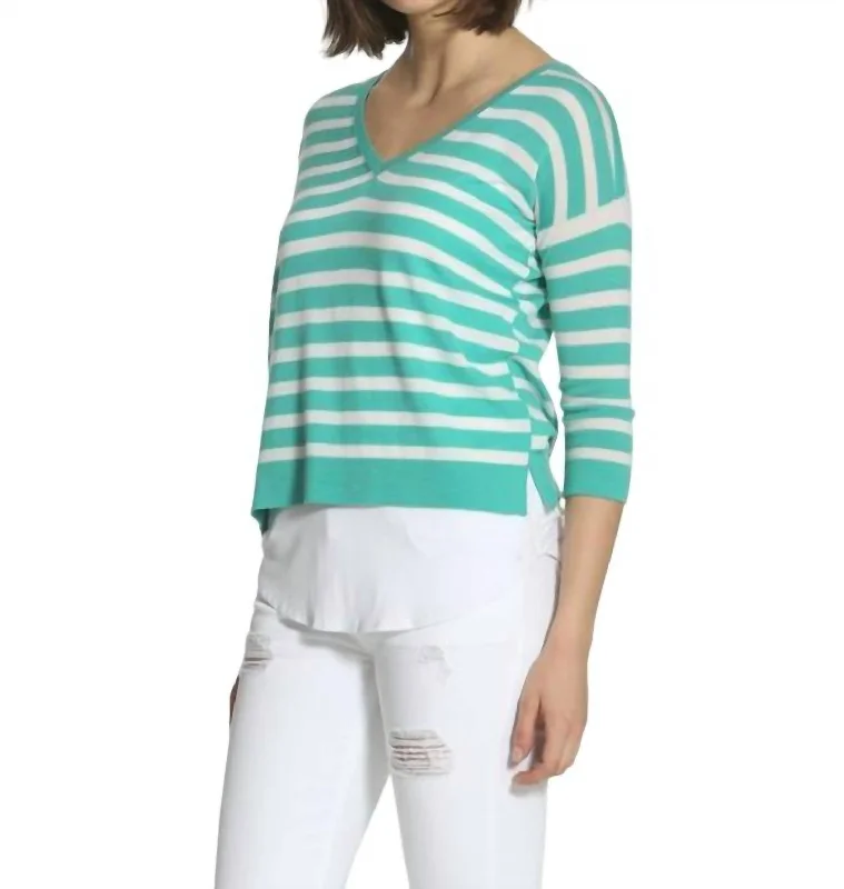 Striped Swing V Neck Sweater In Turquoise/white