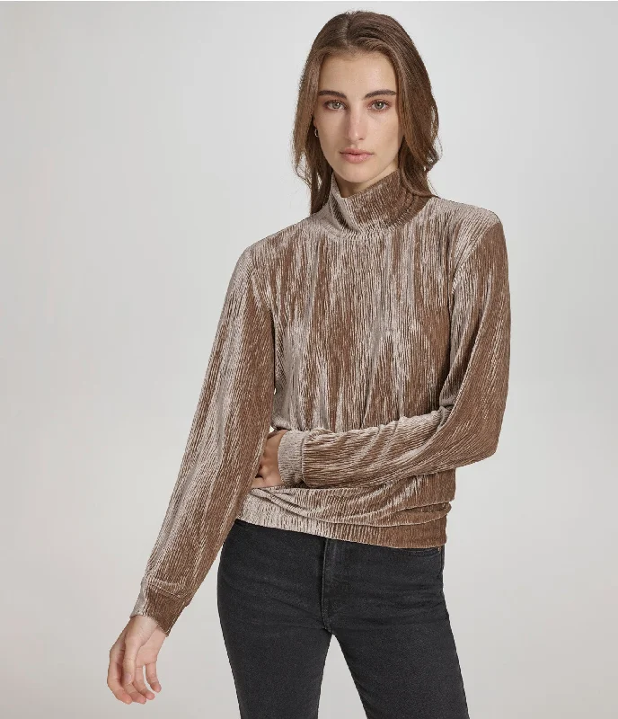 Wavy Velvet Turtleneck Long Sleeve Top